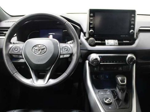 Used 2022 Toyota RAV4 XSE w/ XSE Grade Weather Package AWD/4WD image 13