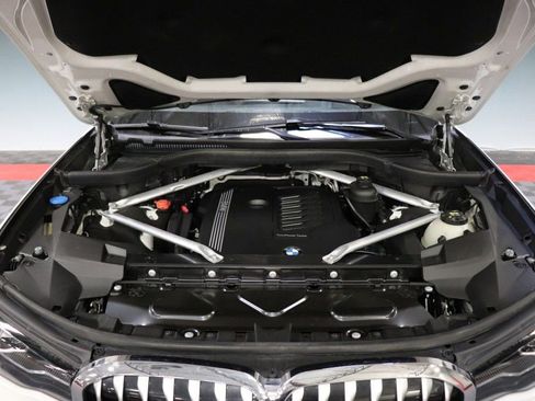 Used 2020 BMW X7 xDrive40i w/ Premium Package image 88