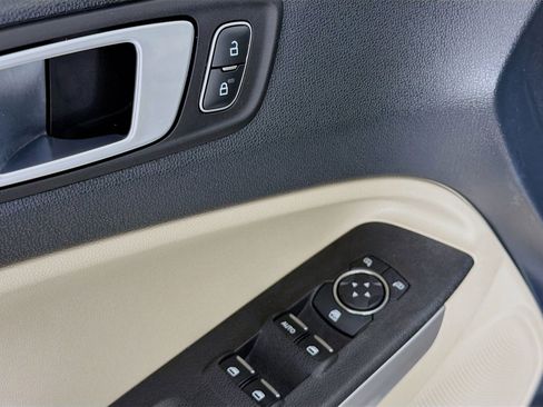 Used 2021 Ford EcoSport Titanium image 20
