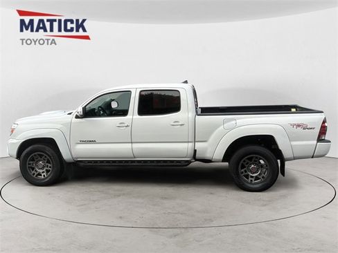 Used 2013 Toyota Tacoma 4x4 Double Cab w/ TRD Sport Pkg image 4