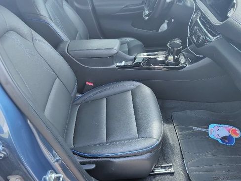 Used 2024 Buick Envista Sport Touring w/ Convenience I Package FWD image 9