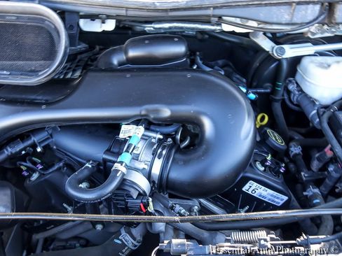 Used 2018 Ford Transit 150 XL RWD image 27