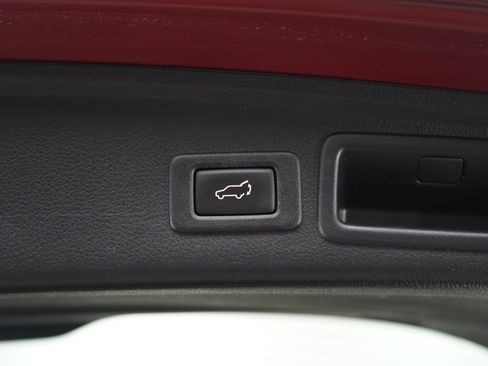 Used 2017 Subaru Forester 2.5i Premium image 19