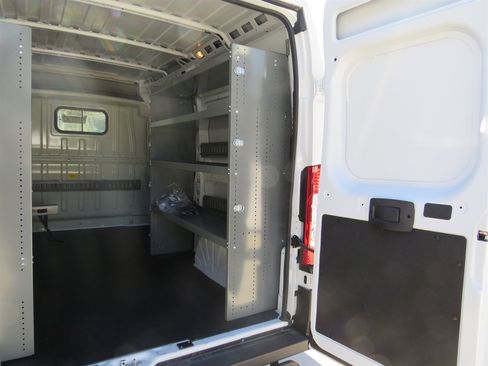 Used 2025 RAM ProMaster 2500 FWD image 15