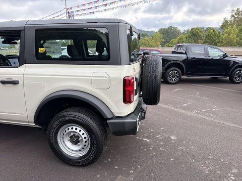 New 2026 Ford Bronco 2-Door AWD/4WD image 7