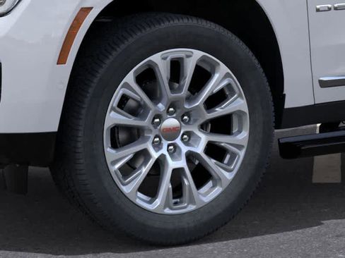 New 2026 GMC Yukon XL Denali w/ Sun & Power Step Package image 9
