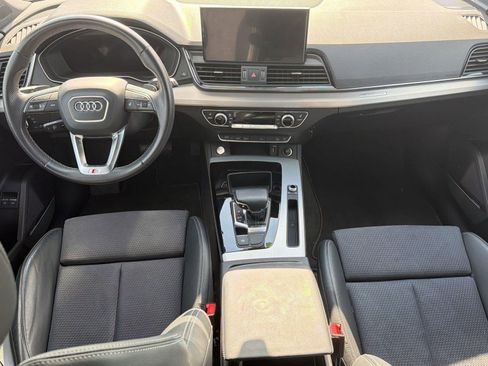 Used 2023 Audi Q5 e Premium Plus w/ Premium Plus Package AWD/4WD image 16