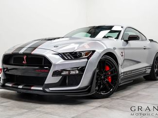 Used 2021 Ford Mustang Shelby GT500 w/ Technology Package RWD video 1