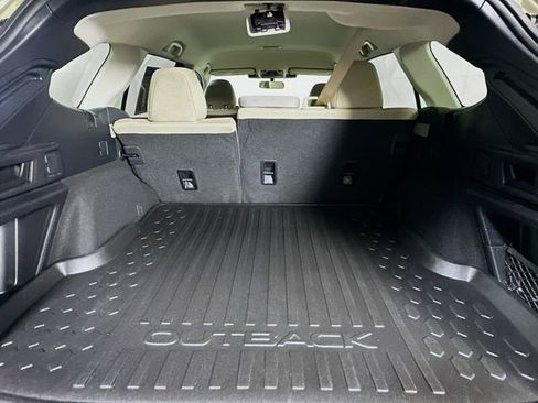 Used 2023 Subaru Outback Premium image 26
