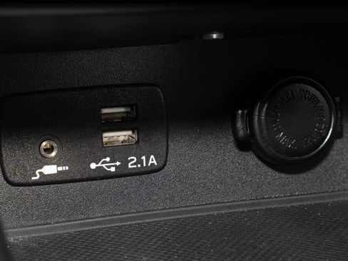 Used 2024 Subaru Forester Premium AWD/4WD image 19