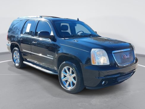 Used 2013 GMC Yukon Denali image 3
