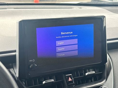 Used 2024 Toyota Corolla Cross XLE w/ Convenience Package image 23