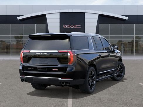 New 2026 GMC Yukon XL Denali w/ Denali Reserve Package AWD/4WD image 4
