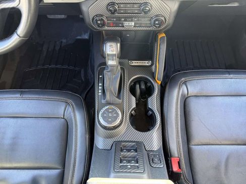 Used 2021 Ford Bronco Badlands w/ Sasquatch Package image 20