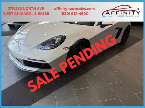 Used 2018 Porsche 718 Cayman GTS RWD image 1