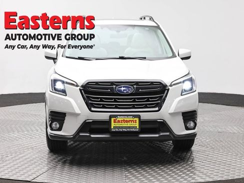 Used 2022 Subaru Forester Premium AWD/4WD image 2