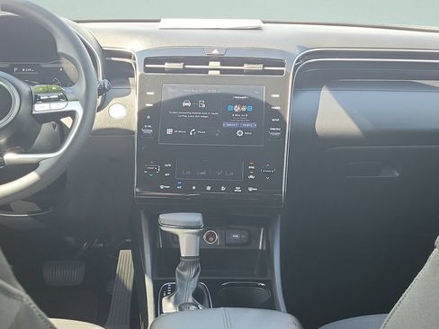 Certified 2024 Hyundai Santa Cruz SEL AWD/4WD image 15