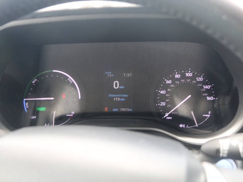 Used 2023 Toyota Sienna XLE AWD/4WD image 40