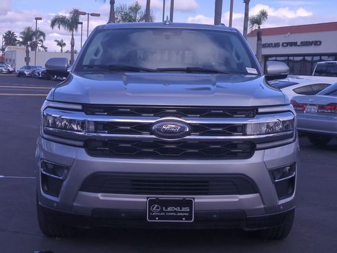 Used 2023 Ford Expedition Max Limited image 2