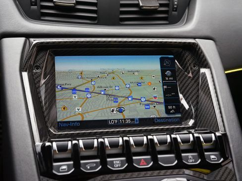 Used 2019 Lamborghini Aventador SVJ image 29