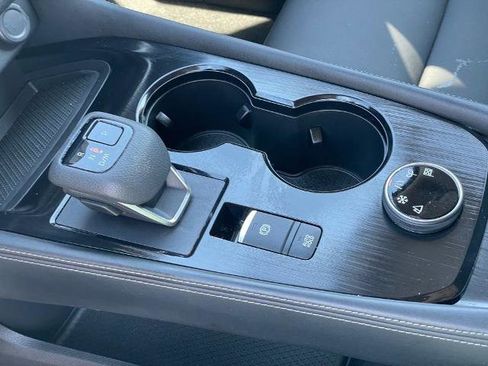 Certified 2023 Nissan Rogue SL w/ SL Premium Package image 19