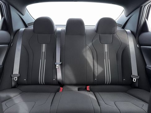 New 2026 Hyundai Elantra SEL Sport FWD image 16