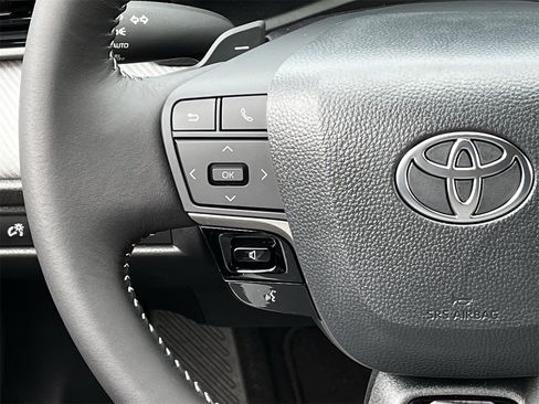 New 2026 Toyota Camry SE image 12