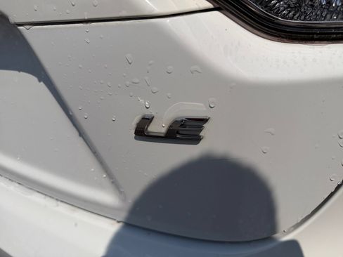 Used 2020 Toyota Corolla LE FWD image 27