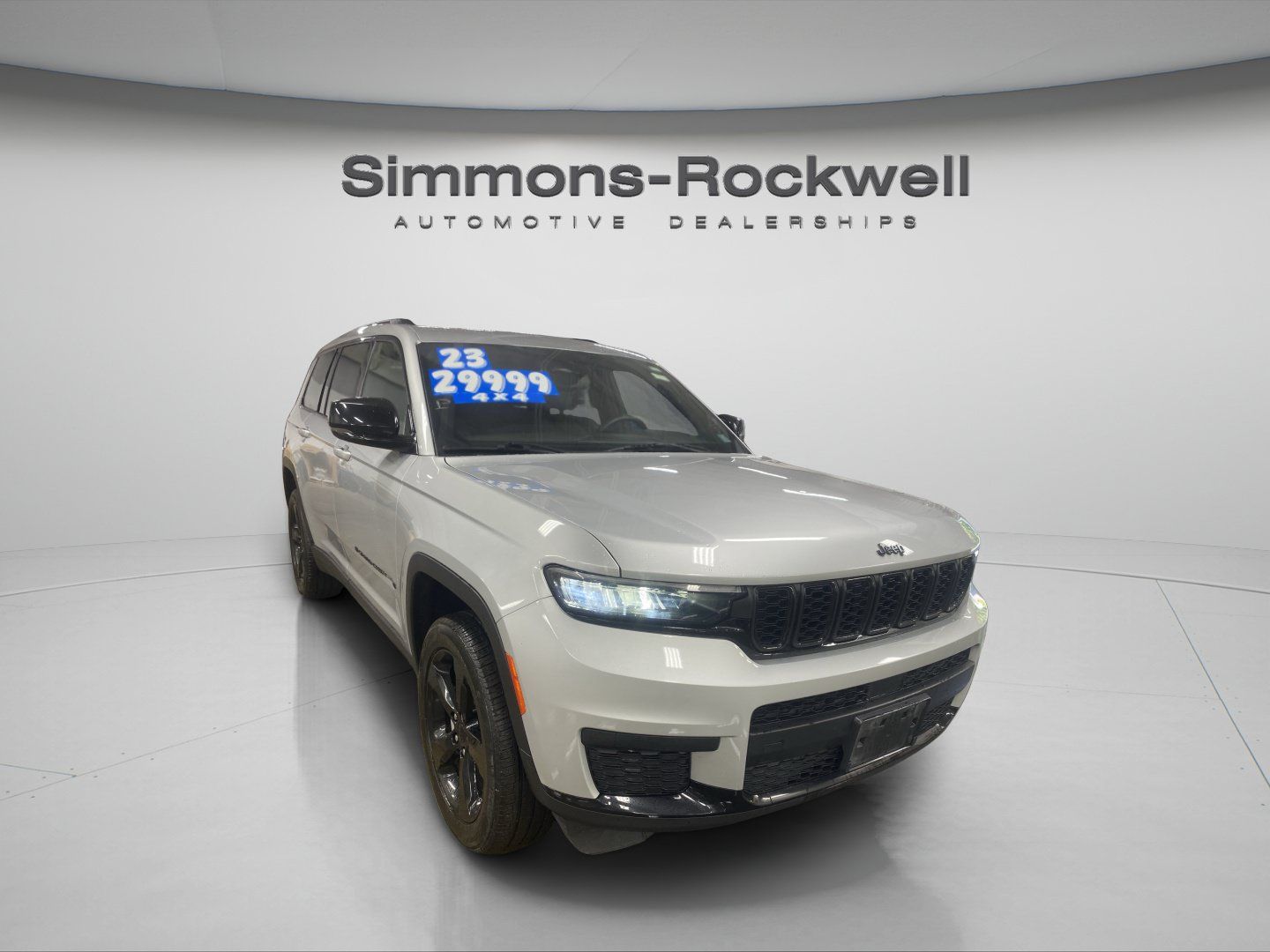 Used 2023 Jeep Grand Cherokee L Laredo AWD/4WD image 7