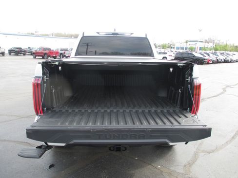 Used 2024 Toyota Tundra Platinum image 7