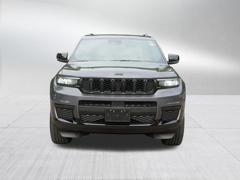 Used 2023 Jeep Grand Cherokee L Laredo AWD/4WD image 2