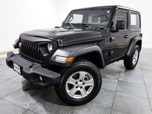 Used 2021 Jeep Wrangler Sport S w/ Technology Group image 3
