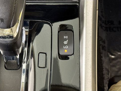 Used 2017 Honda Accord EX-L image 22