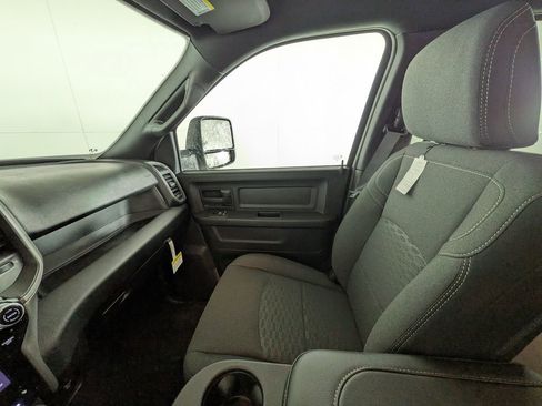 New 2026 RAM 3500 Tradesman AWD/4WD image 24
