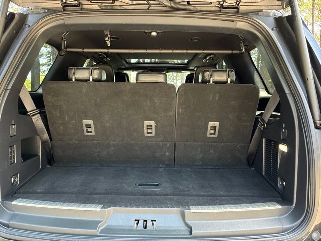 Certified 2023 Lincoln Navigator Reserve AWD/4WD image 17