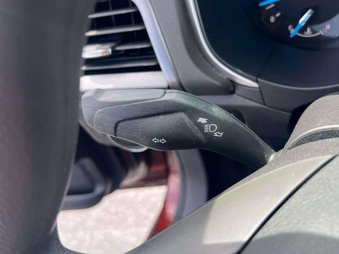 Used 2015 Ford Fusion SE FWD image 15