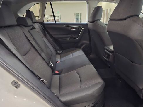 Certified 2022 Toyota RAV4 XLE w/ Convenience Package AWD/4WD image 26