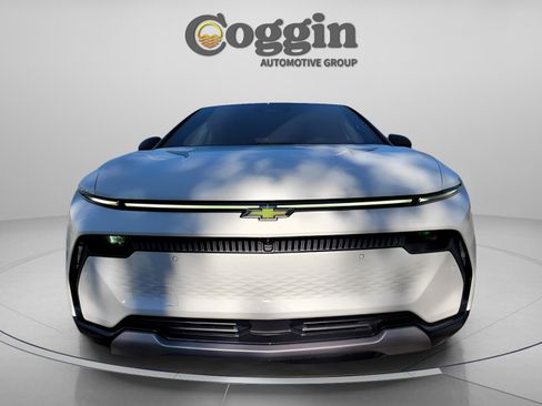 New 2026 Chevrolet Equinox EV LT image 5