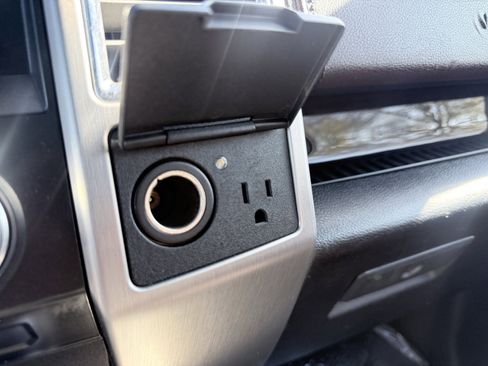 Used 2016 Ford F150 Platinum w/ Equipment Group 701A Luxury image 50