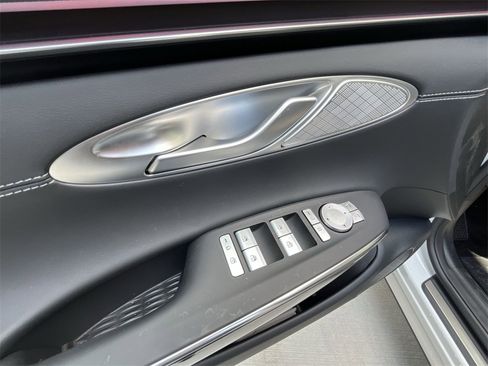 Used 2026 Genesis GV70 2.5T image 15