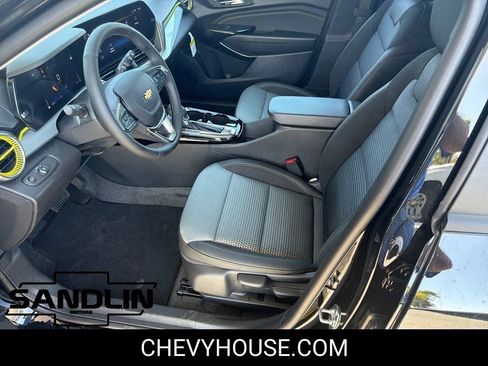 New 2026 Chevrolet Trax LT w/ Driver Confidence Package FWD image 9