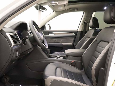 Certified 2021 Volkswagen Atlas SEL Premium AWD/4WD image 16