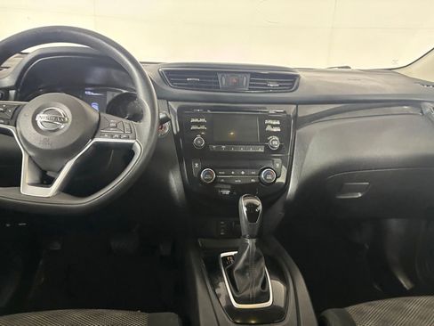 Used 2017 Nissan Rogue Sport SV AWD/4WD image 20