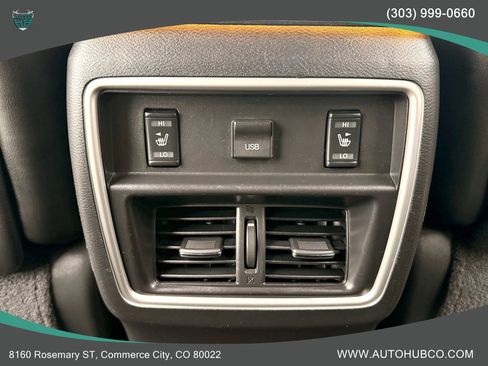 Used 2015 Nissan Murano Platinum w/ Cargo Package image 12