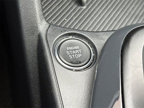 Certified 2025 Kia K4 EX image 27