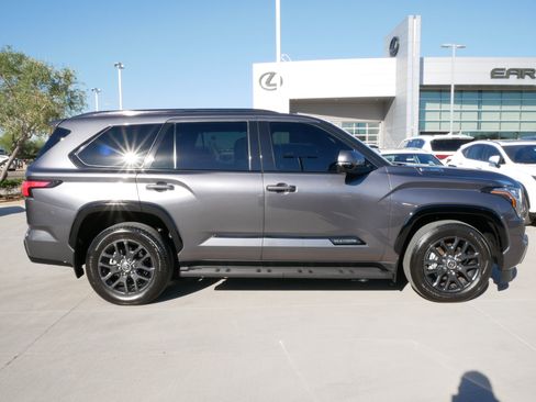 Used 2023 Toyota Sequoia 4WD image 11