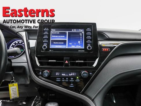 Used 2024 Toyota Camry SE FWD image 12