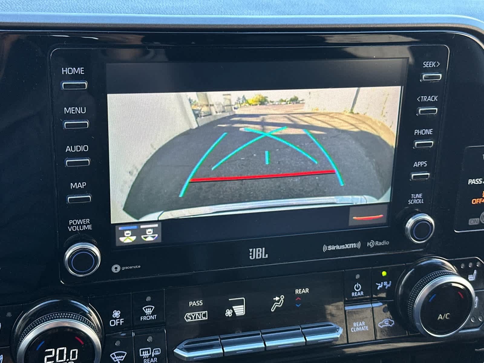 Used 2020 Toyota Highlander Limited AWD/4WD image 21