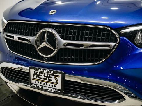 Used 2026 Mercedes-Benz GLC 300 image 8