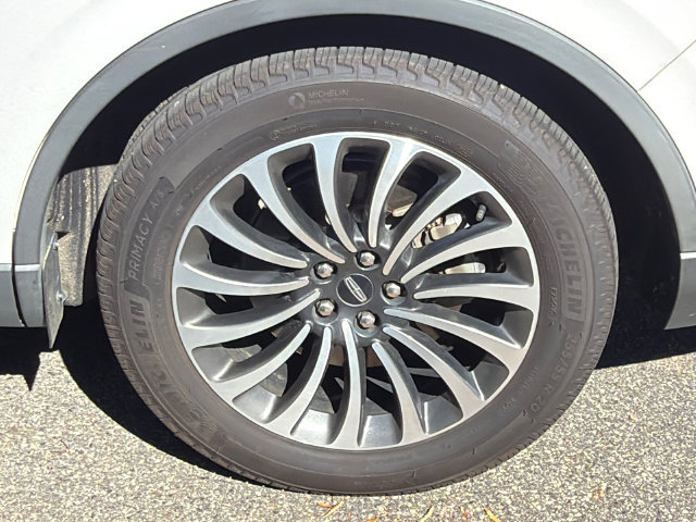 Used 2023 Lincoln Aviator Reserve w/ Equipment Group 201A RWD image 11